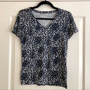 Loft Printed V-Neck Tee Shirt White w Navy Spots